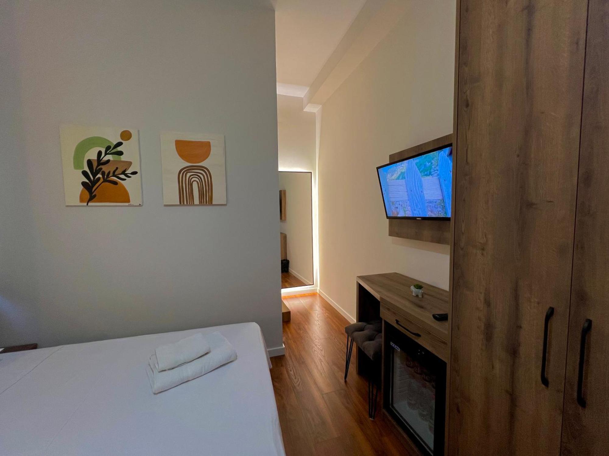 Elona'S Rooms Krujë 외부 사진